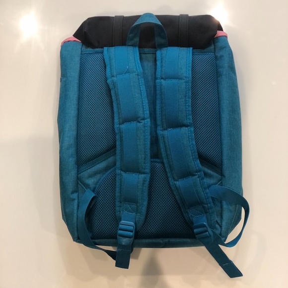 Hershel Little America Backpack - Picture 2 of 5